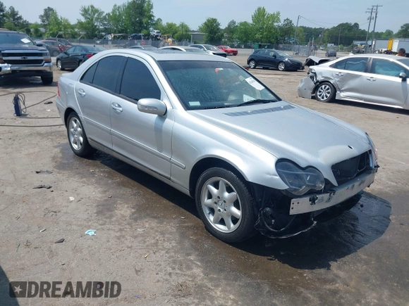 2002 Mercedes-Benz C with VIN WDBRF61J92E004472, listed as a IAAI auction lot 42144326 with 125,847 mi miles. Bid and sale history available at carsss.com. Image 1.