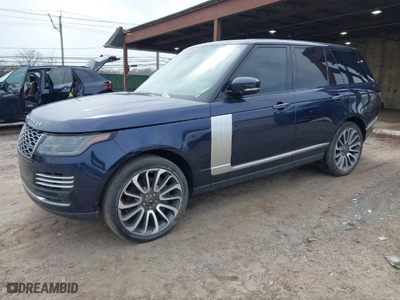 2018 Land Rover Range Rover Autobiography with VIN SALGV2RE6JA500565, listed as a IAAI auction lot 41881409 with 32,559 mi miles. Bid and sale history available at carsss.com. Image 2.