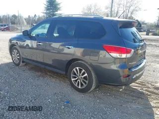 2014 Nissan Pathfinder SV z VIN 5N1AR2MN4EC654030, wystawiony jako IAAI lot #41797650 z przebiegiem 129 731 mil mil oraz . Historia ofert i sprzedaży dostępna na DreamBid. Obrazek 3.