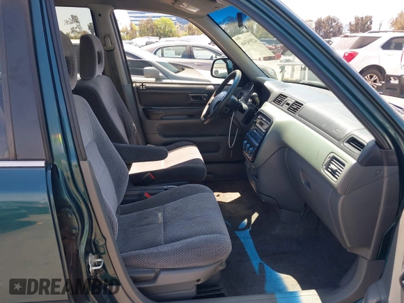1998 Honda CR-V EX with VIN JHLRD1861WC052743, listed as a IAAI auction lot 42094346 with 232,958 mi miles. Bid and sale history available at carsss.com. Image 5.