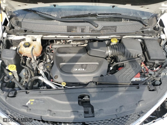 2019 Chrysler Pacifica Touring L with VIN 2C4RC1BG4KR537378, listed as a Copart auction lot 44048635 with 183,539 mi miles and Salvage Title. Bid and sale history available at carsss.com. Image 13.