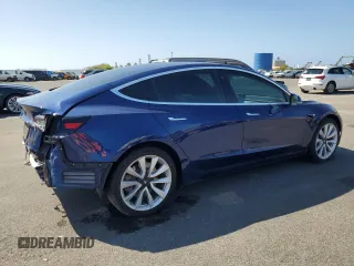 2020 Tesla Model 3 Standard Range Plus z VIN 5YJ3E1EA2LF775170, wystawiony jako Copart lot #46892785 z przebiegiem 48 539 mil mil oraz Szkoda całkowita • Salvage title. Historia ofert i sprzedaży dostępna na DreamBid. Obrazek 3.