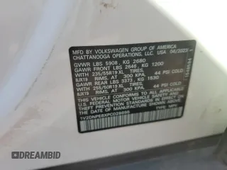2023 Volkswagen ID.4 Pro z VIN 1V2DNPE8XPC028695, wystawiony jako Copart lot #51606685 z przebiegiem 18 217 mil mil oraz Szkoda całkowita • Salvage title. Historia ofert i sprzedaży dostępna na DreamBid. Obrazek 13.