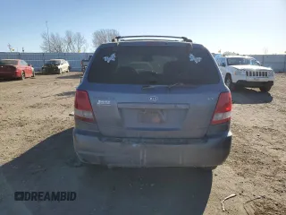 2004 Kia Sorento LX with VIN KNDJC733445332008, listed as a Copart auction lot 42791815 with 167,706 mi miles and Clean Title. Bid and sale history available at carsss.com. Image 6.
