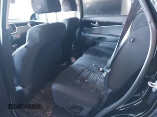 2019 Kia Sorento L with VIN 5XYPG4A35KG586766, listed as a IAAI auction lot 41316871 with 79,575 mi miles. Bid and sale history available at carsss.com. Image 8.