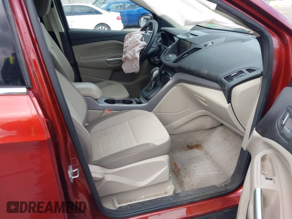 2014 Ford Escape SE z VIN 1FMCU9GX8EUB98766, wystawiony jako IAAI lot #42256143 z przebiegiem 64 074 mil mil oraz . Historia ofert i sprzedaży dostępna na DreamBid. Obrazek 5.