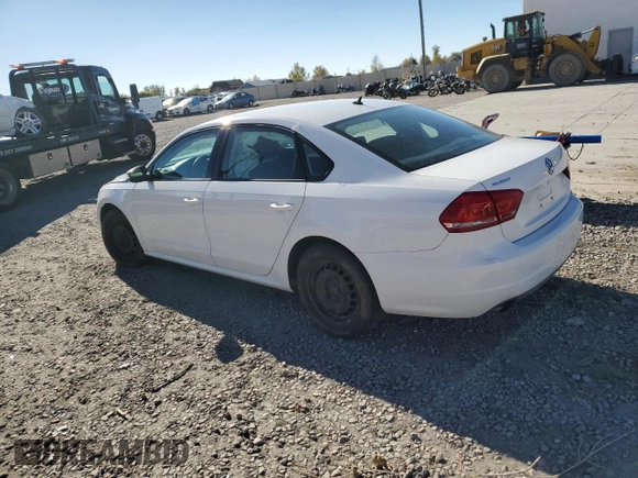 2014 Volkswagen Passat S with VIN 1VWAS7A38EC098620, listed as a Copart auction lot 79726784 with 117,448 mi miles and Salvage Title. Bid and sale history available at carsss.com. Image 2.