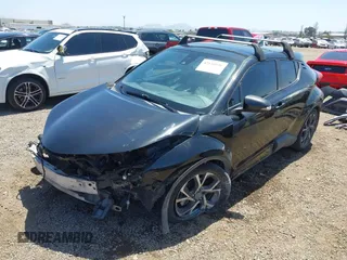 2018 Toyota C-HR XLE z VIN NMTKHMBX3JR024079, wystawiony jako IAAI lot #42110896 z przebiegiem 139 853 mil mil oraz . Historia ofert i sprzedaży dostępna na DreamBid. Obrazek 6.