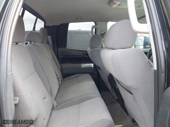 2007 Toyota Tundra SR5 with VIN 5TBRV541X7S450201, listed as a IAAI auction lot 41467261 with 261,614 mi miles. Bid and sale history available at carsss.com. Image 8.