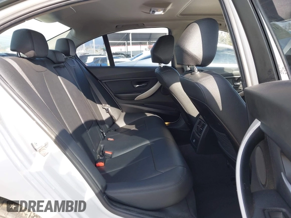 2018 BMW 3 Series 320i with VIN WBA8A9C54JAH12017, listed as a IAAI auction lot 41921292 with 49,267 mi miles. Bid and sale history available at carsss.com. Image 8.