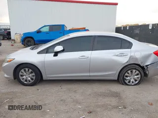 2012 Honda Civic LX z VIN 19XFB2F50CE009909, wystawiony jako IAAI lot #41049186 z przebiegiem 177 356 mil mil oraz . Historia ofert i sprzedaży dostępna na DreamBid. Obrazek 14.