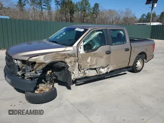 2015 Ford F-150 XL with VIN 1FTEW1CP0FFB08675, listed as a Copart auction lot 45392665 with 199,556 mi miles and Salvage Title. Bid and sale history available at carsss.com. Image 1.