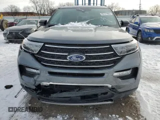 2024 Ford Explorer XLT with VIN 1FMSK8DH5RGA59658, listed as a Copart auction lot 45171085 with 7,960 mi miles and Salvage Title. Bid and sale history available at carsss.com. Image 5.