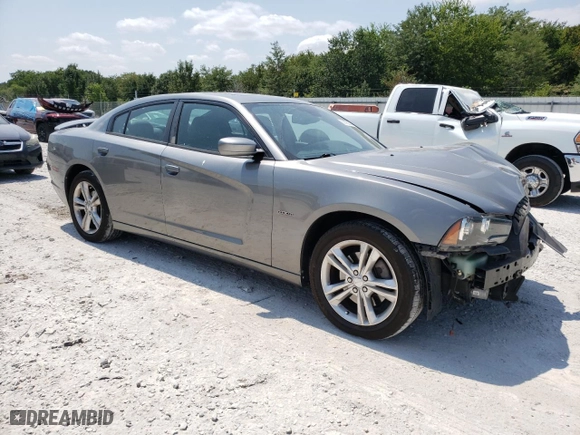 2011 Dodge Charger RT Max with VIN 2B3CM5CT7BH572445, listed as a Copart auction lot 66782634 with 129,743 mi miles and Salvage Title. Bid and sale history available at carsss.com. Image 4.