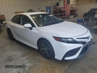 2021 Toyota Camry SE Nightshade with VIN 4T1G11AK3MU444422, listed as a Copart auction lot 51938345 with 61,189 mi miles and Salvage Title. Bid and sale history available at carsss.com. Image 4.
