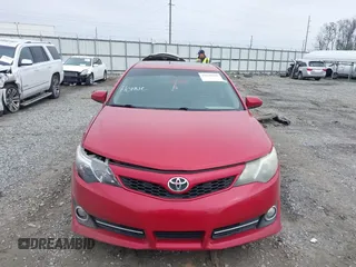2012 Toyota Camry L with VIN 4T1BF1FK5CU595202, listed as a IAAI auction lot 41650202 with 199,683 mi miles. Bid and sale history available at carsss.com. Image 12.