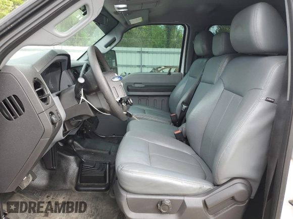 2015 Ford F-250 Lariat with VIN 1FT7W2B68FEA83036, listed as a Copart auction lot 55028095 with 92,926 mi miles and Salvage title. Bid and sale history available at DreamBid. Image 7.