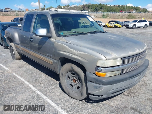 2001 Chevrolet Silverado 1500 LS with VIN 2GCEC19V311267026, listed as a IAAI auction lot 41381574 with Not Provided miles and . Bid and sale history available at DreamBid. Image 1.