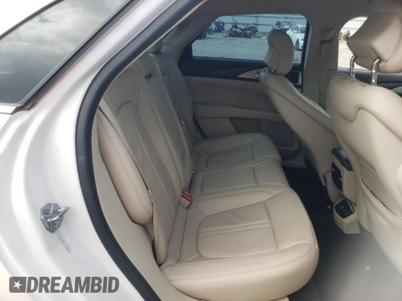 2017 Lincoln MKZ Select z VIN 3LN6L5C99HR644113, wystawiony jako Copart lot #59472605 z przebiegiem 68 444 mil mil oraz Szkoda całkowita • Salvage title. Historia ofert i sprzedaży dostępna na DreamBid. Obrazek 10.