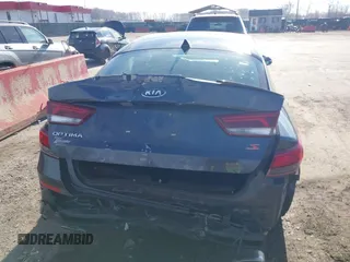 2019 Kia Optima LX with VIN 5XXGT4L34KG314075, listed as a IAAI auction lot 41656527 with 72,131 mi miles. Bid and sale history available at carsss.com. Image 17.