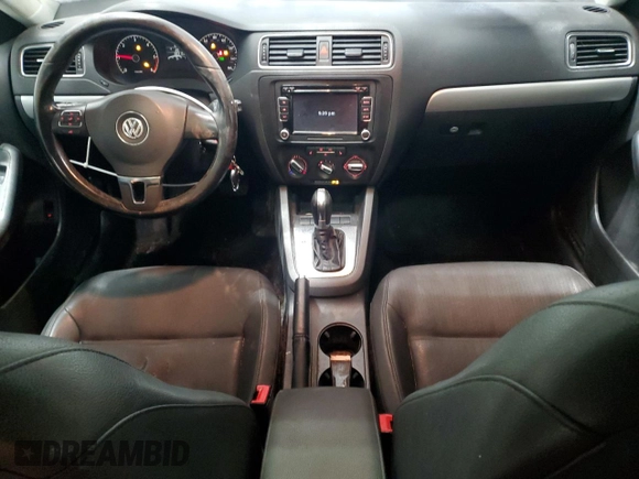 2011 Volkswagen Jetta TDI с VIN 3VWLL7AJ6BM110522, выставлен на аукционе Copart как лот 45751225 с пробегом 180 310 миль миль и Списание • Salvage title. История ставок и продаж доступна на DreamBid. Изображение 8.