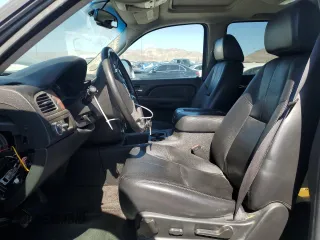 2008 GMC Yukon SLT w/4SB with VIN 1GKFC13028R107436, listed as a Copart auction lot 73807804 with 185,017 mi miles and Salvage Title. Bid and sale history available at carsss.com. Image 7.