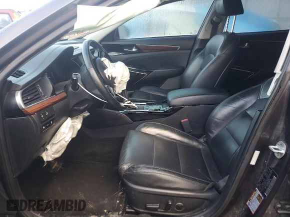 2017 Kia Cadenza Premium with VIN KNALC4J18H5042236, listed as a Copart auction lot 84019434 with 104,531 mi miles and Salvage Title. Bid and sale history available at carsss.com. Image 7.