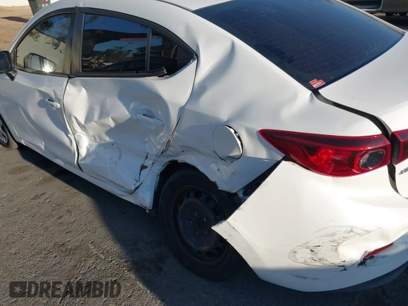 2015 Mazda 3 i Sport with VIN 3MZBM1U7XFM175868, listed as a IAAI auction lot 40742189 with 187,082 mi miles and . Bid and sale history available at carsss.com. Image 6.