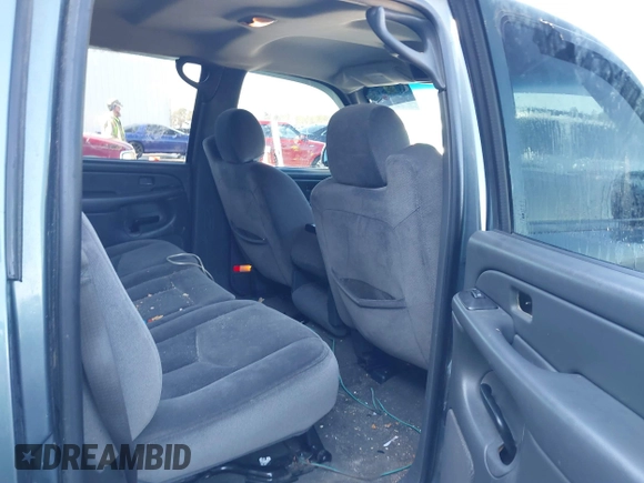 2006 GMC Sierra 1500 SLT with VIN 2GTEK13Z561315535, listed as a IAAI auction lot 41386813 with Not Provided miles and . Bid and sale history available at carsss.com. Image 8.