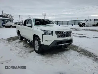 2024 Nissan Frontier SV z VIN 1N6ED1FK3RN618063, wystawiony jako Copart lot #45242025 z przebiegiem 24 979 mil mil oraz Szkoda całkowita • Salvage title. Historia ofert i sprzedaży dostępna na DreamBid. Obrazek 11.