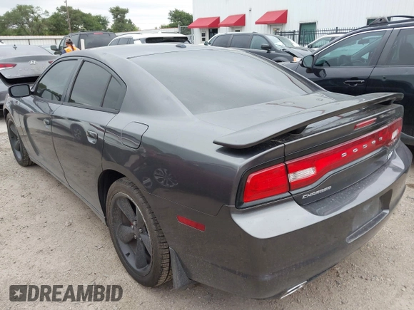 2014 Dodge Charger RT z VIN 2C3CDXCT7EH123804, wystawiony jako IAAI lot #42187406 z przebiegiem 96 018 mil mil oraz . Historia ofert i sprzedaży dostępna na DreamBid. Obrazek 3.