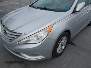 2013 Hyundai Sonata GLS with VIN 5NPEB4AC1DH609459, listed as a IAAI auction lot 41125668 with 227,079 mi miles and . Bid and sale history available at carsss.com. Image 12.