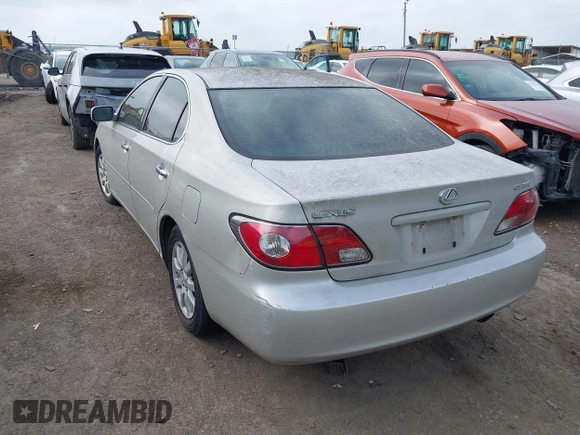 2004 Lexus ES 330 with VIN JTHBA30G445008940, listed as a IAAI auction lot 42127832 with 158,915 mi miles. Bid and sale history available at carsss.com. Image 3.