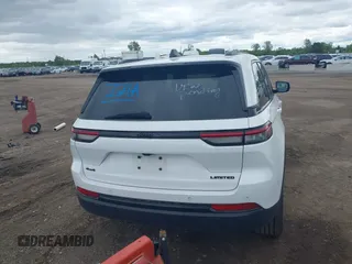 2023 Jeep Grand Cherokee Limited z VIN 1C4RJHBG8PC518881, wystawiony jako IAAI lot #42342233 z przebiegiem 58 773 mil mil oraz . Historia ofert i sprzedaży dostępna na DreamBid. Obrazek 16.