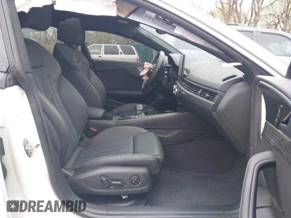 2022 Audi A5 Sportback S line Premium Plus z VIN WAUFACF57NA033636, wystawiony jako IAAI lot #41947545 z przebiegiem 75 797 mil mil oraz . Historia ofert i sprzedaży dostępna na DreamBid. Obrazek 5.
