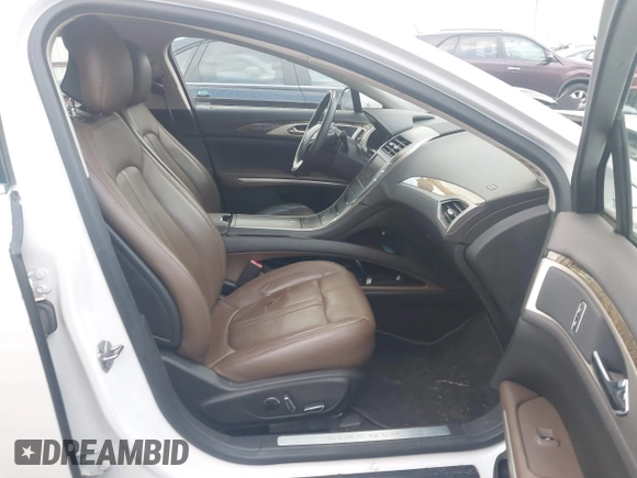 2013 Lincoln MKZ with VIN 3LN6L2G90DR813826, listed as a IAAI auction lot 41833991 with 98,776 mi miles and . Bid and sale history available at DreamBid. Image 5.