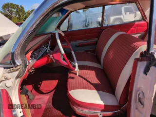 1961 Chevrolet Impala с VIN 11739B190181, выставлен на аукционе Copart как лот 75408464 с пробегом 85 386 миль миль и Списание • Salvage title. История ставок и продаж доступна на DreamBid. Изображение 7.