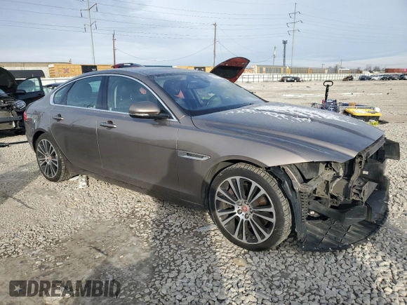 2017 Jaguar XF 35t Prestige with VIN SAJBK4BV3HCY27425, listed as a Copart auction lot 89311575 with 74,472 mi miles and Salvage Title. Bid and sale history available at carsss.com. Image 4.