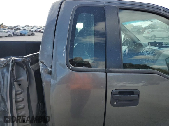 2005 Ford F-150 XL with VIN 1FTRF14W35NA27102, listed as a Copart auction lot 78487424 with 237,893 mi miles and Clean Title. Bid and sale history available at carsss.com. Image 10.