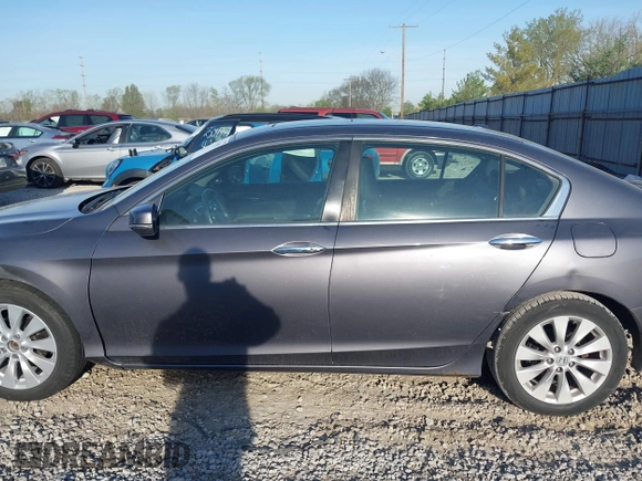 2013 Honda Accord Sdn EX-L with VIN 1HGCR2F80DA098234, listed as a IAAI auction lot 42074052 with 183,567 mi miles. Bid and sale history available at carsss.com. Image 15.