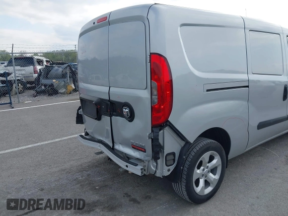 2022 Ram ProMaster City Cargo Tradesman с VIN ZFBHRFAB8N6X75407, выставлен на аукционе IAAI как лот 42011880 с пробегом 18 509 миль миль и . История ставок и продаж доступна на DreamBid. Изображение 19.