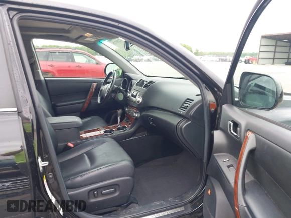 2012 Toyota Highlander Limited with VIN 5TDDK3EH6CS139367, listed as a IAAI auction lot 42203725 with 124,606 mi miles and . Bid and sale history available at DreamBid. Image 5.
