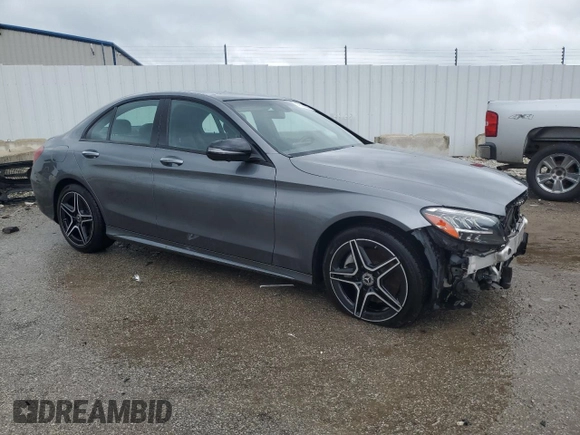 2021 Mercedes-Benz C 300 с VIN W1KWF8EB0MR645580, выставлен на аукционе Copart как лот 57638205 с пробегом 44 056 миль миль и Списание • Salvage title. История ставок и продаж доступна на DreamBid. Изображение 4.