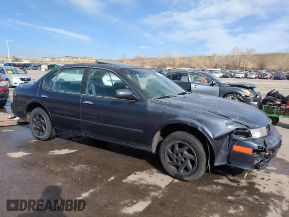 1997 Nissan Maxima GXE with VIN JN1CA21D0VT201140, listed as a Copart auction lot 52230495 with 286,440 mi miles and Clean title. Bid and sale history available at DreamBid. Image 4.