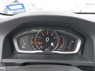 2015 Volvo V60 z VIN YV1612SM8F1222138, wystawiony jako IAAI lot #41212660 z przebiegiem 88 174 mil mil oraz . Historia ofert i sprzedaży dostępna na DreamBid. Obrazek 15.