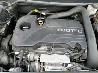 2019 Chevrolet Equinox Premier z VIN 2GNAXXEV4K6176581, wystawiony jako Copart lot #69429855 z przebiegiem 67 820 mil mil oraz Szkoda całkowita • Salvage title. Historia ofert i sprzedaży dostępna na DreamBid. Obrazek 13.