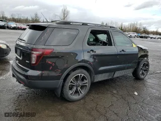 2015 Ford Explorer Sport with VIN 1FM5K8GT4FGB30633, listed as a Copart auction lot 46687275 with 127,443 mi miles and Salvage Title. Bid and sale history available at carsss.com. Image 3.