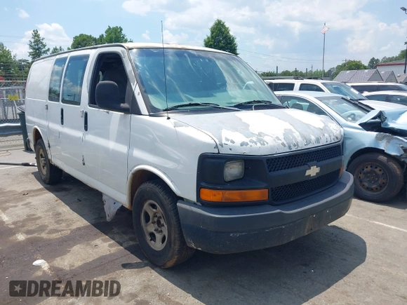 2003 Chevrolet Express Cargo with VIN 1GCFG15X731132818, listed as a IAAI auction lot 42668266 with 473,429 mi miles and . Bid and sale history available at DreamBid. Image 1.