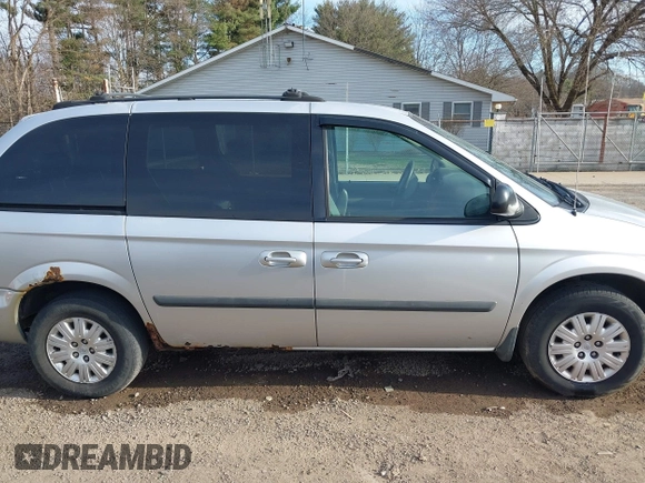 2005 Chrysler Town & Country with VIN 1C4GP45R55B238222, listed as a IAAI auction lot 41780737 with 166,880 mi miles. Bid and sale history available at carsss.com. Image 14.