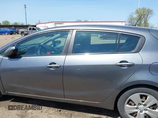 2016 Kia Forte 5-Door LX with VIN KNAFK5A81G5654585, listed as a IAAI auction lot 42103861 with 201,547 mi miles. Bid and sale history available at carsss.com. Image 15.